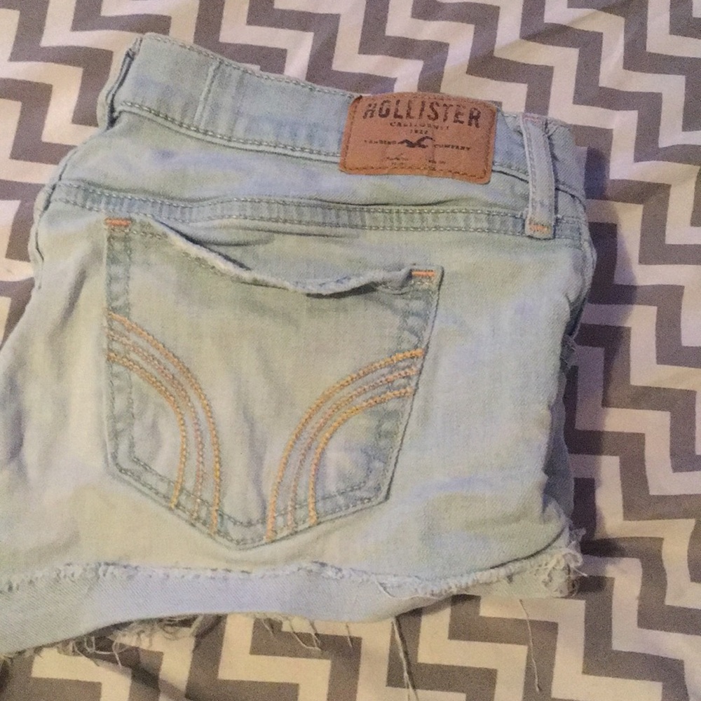 Hollister light wash